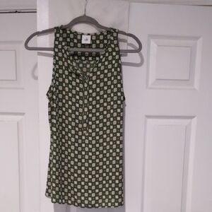 cabi 3985 Snap Top green floral blouse Small.